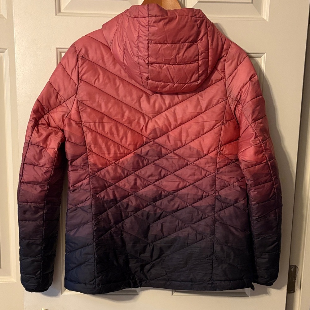 Lole Gradient Pink to Black Puffer Jacket - Picture 5 of 7